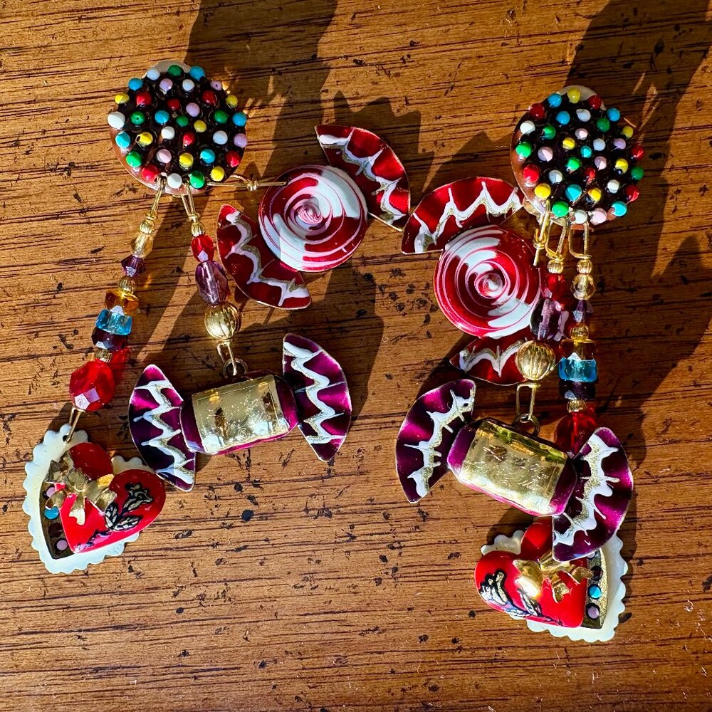 Lunch At The Ritz RARE Dangle Candy Heart Earrings - Picture 2 of 7